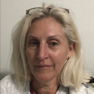 Meet your Posher, Cynthia